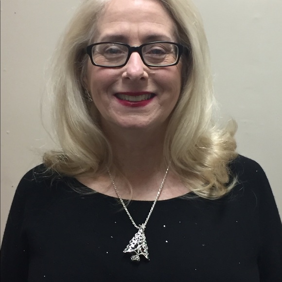 Meet your Posher, Fran - Picture 1 of 3